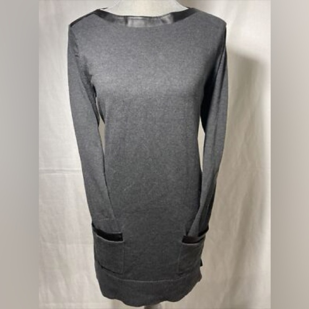 Jeanne Pierre long Sleeve charcoal gray tunic size L